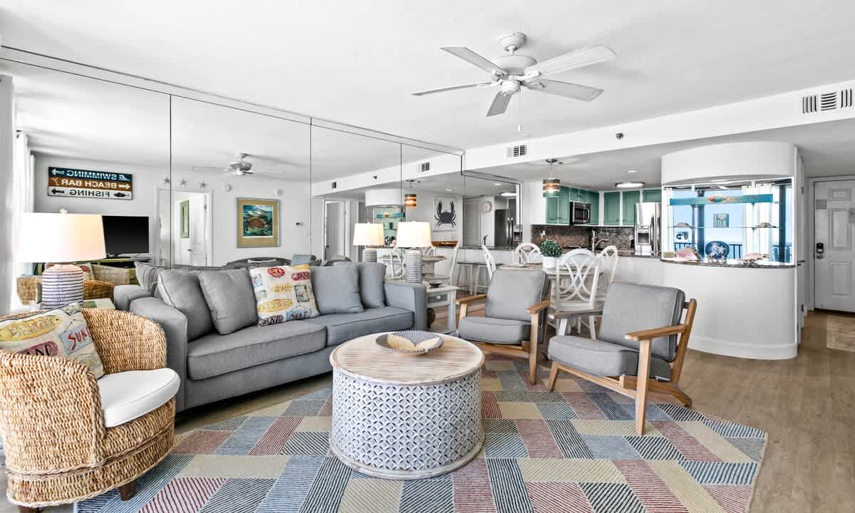 One Seagrove Place 1407 | Photo 6