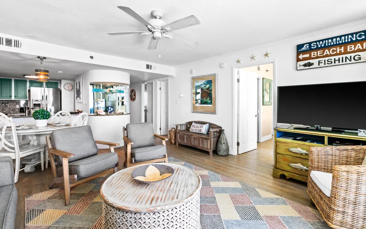 One Seagrove Place 1407 | Photo 5