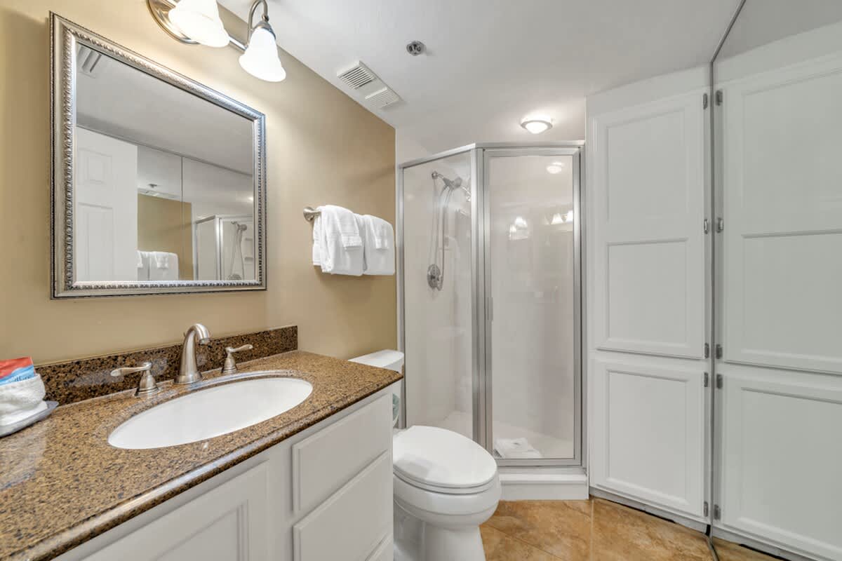 One Seagrove Place 1408 23