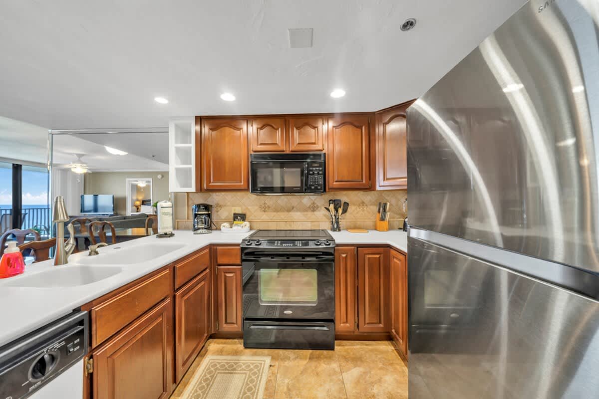 One Seagrove Place 1408 11