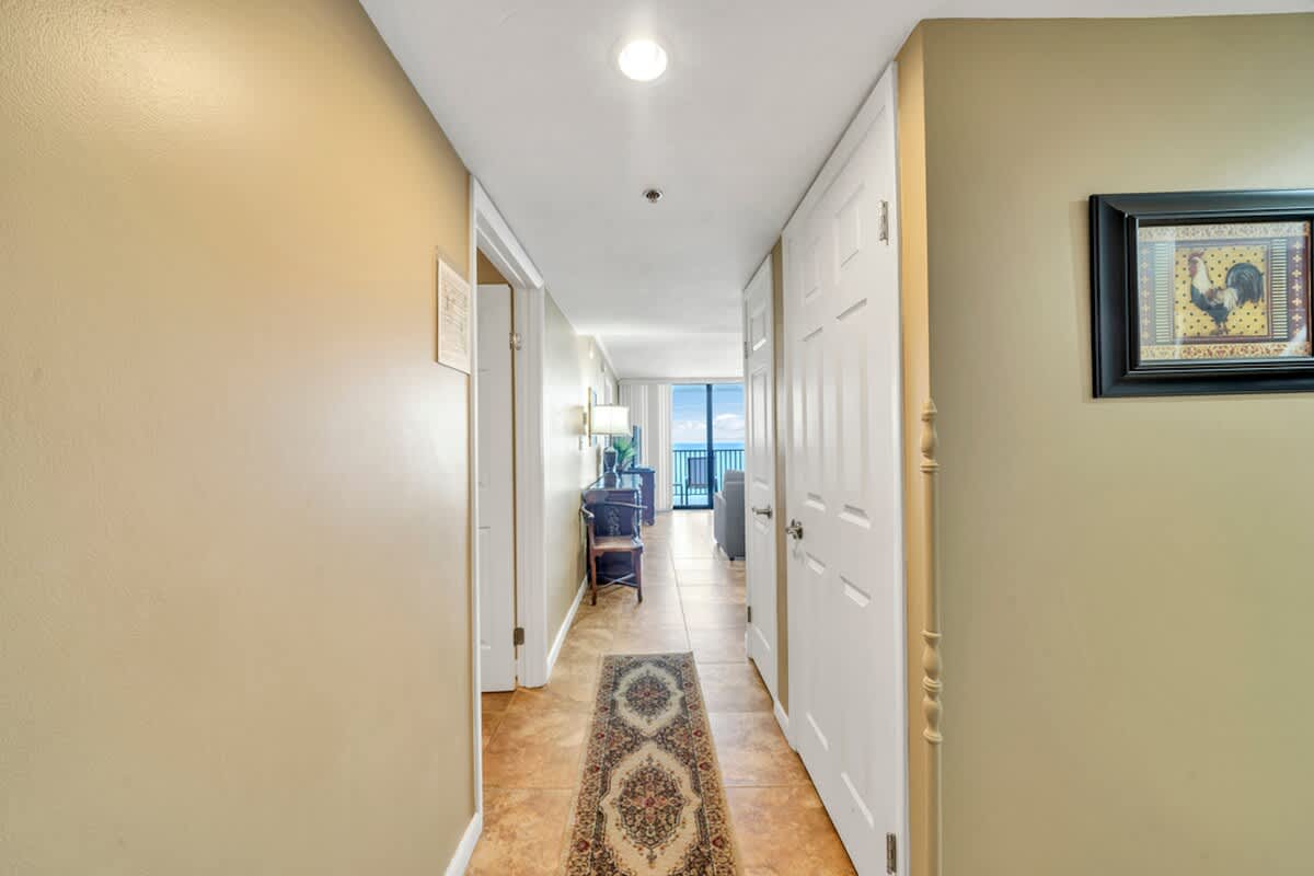 One Seagrove Place 1408 13