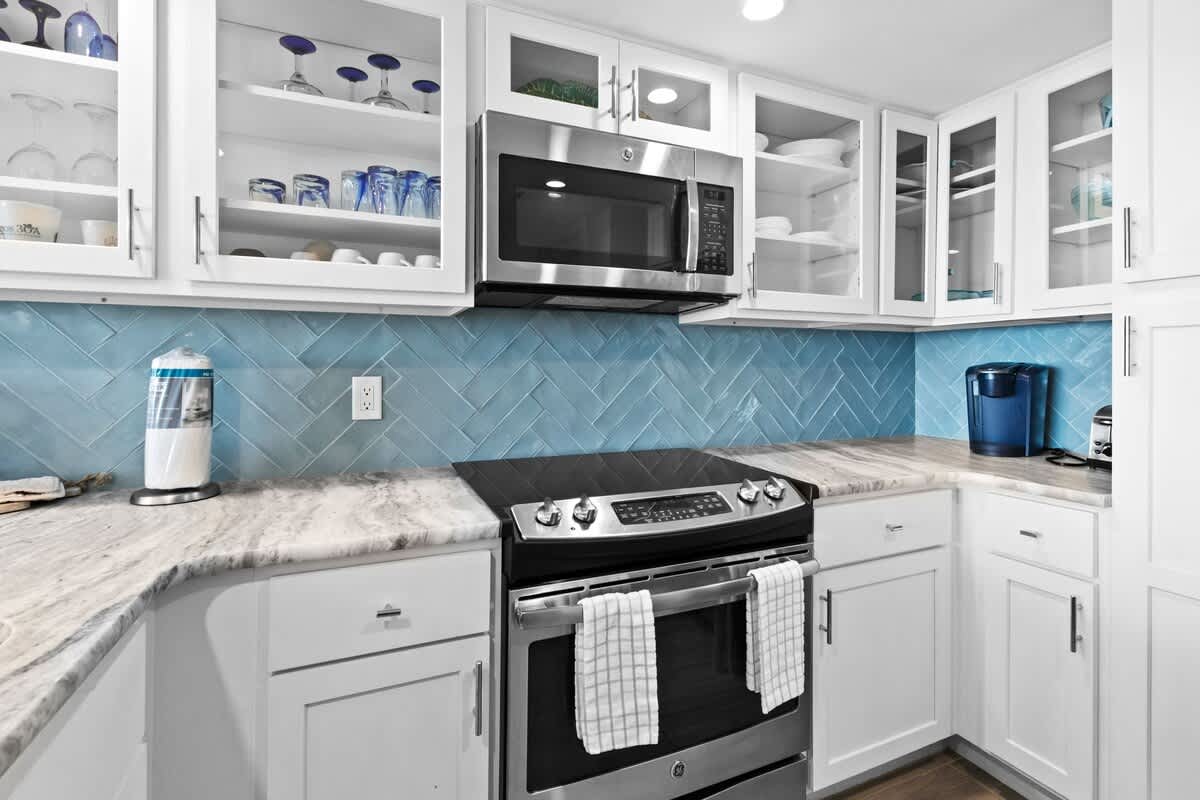 One Seagrove Place 1504 | Photo 10