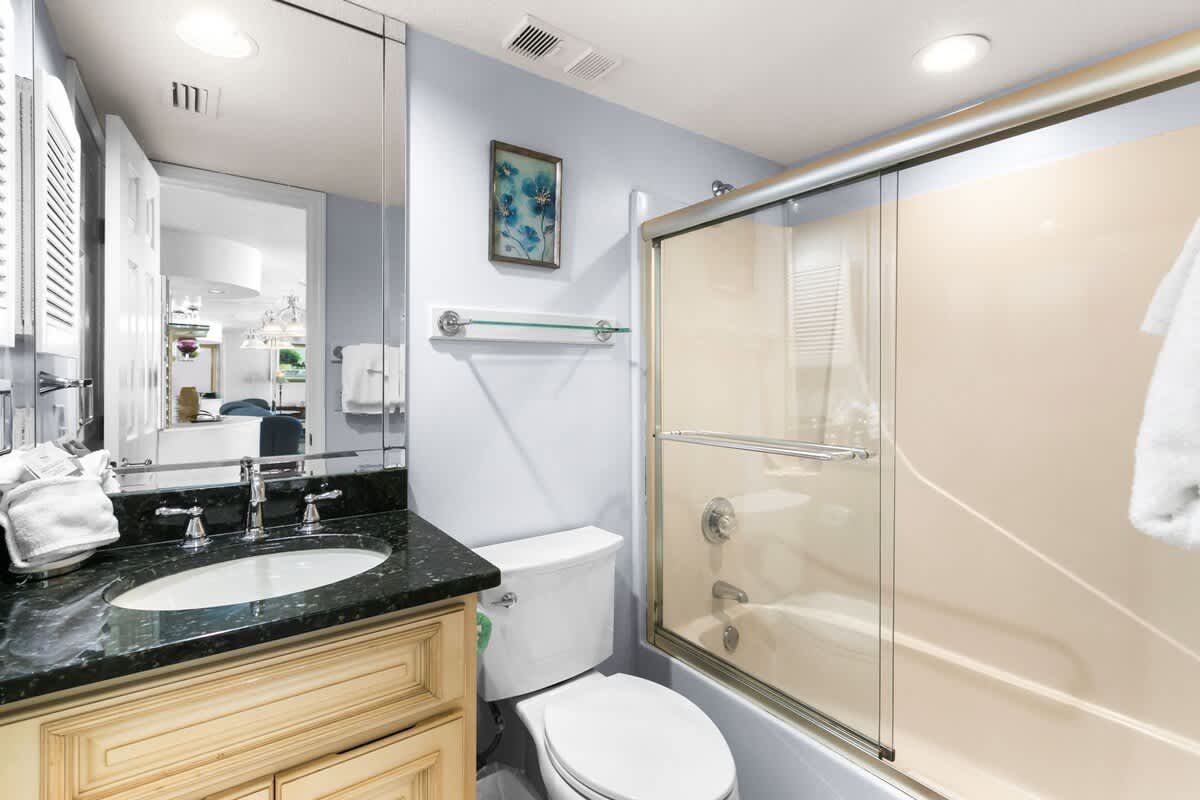 One Seagrove Place 1505 | Photo 23