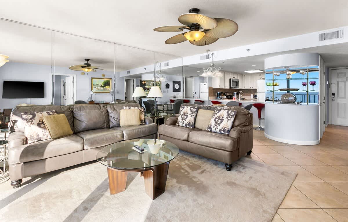 One Seagrove Place 1505 | Photo 13