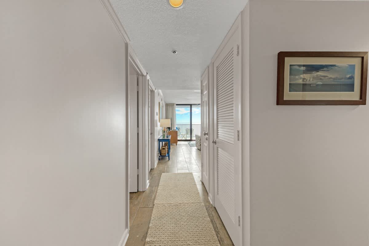 One Seagrove Place 1508 14