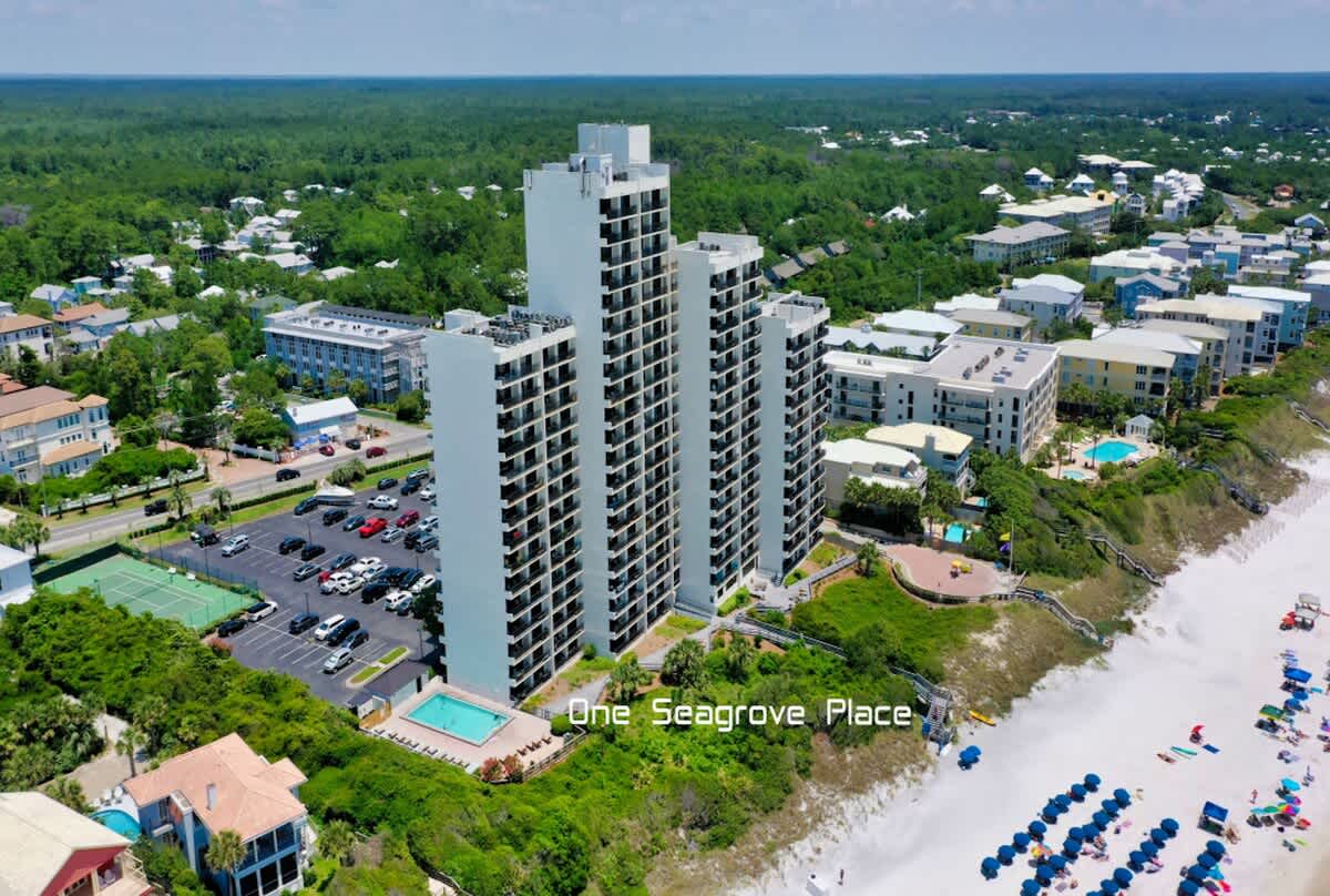 One Seagrove Place 1606 65