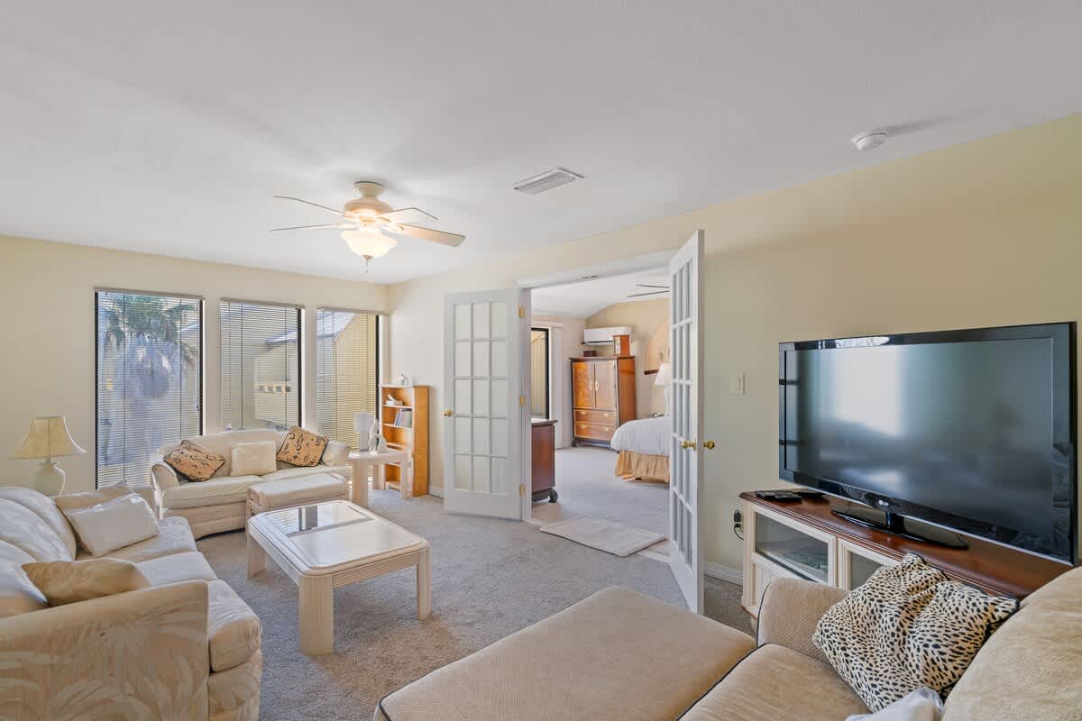 Peaceful Paradise Boat Slip Pool Beach Access 34