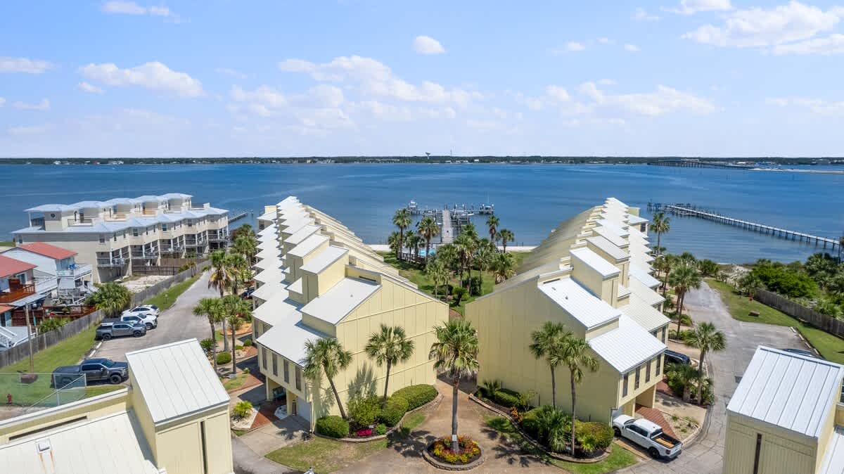 Peaceful Paradise Boat Slip Pool Beach Access 45