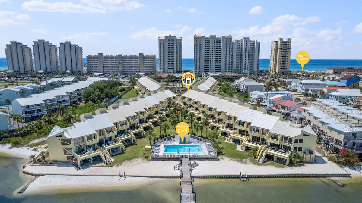 Peaceful Paradise Boat Slip Pool Beach Access 2