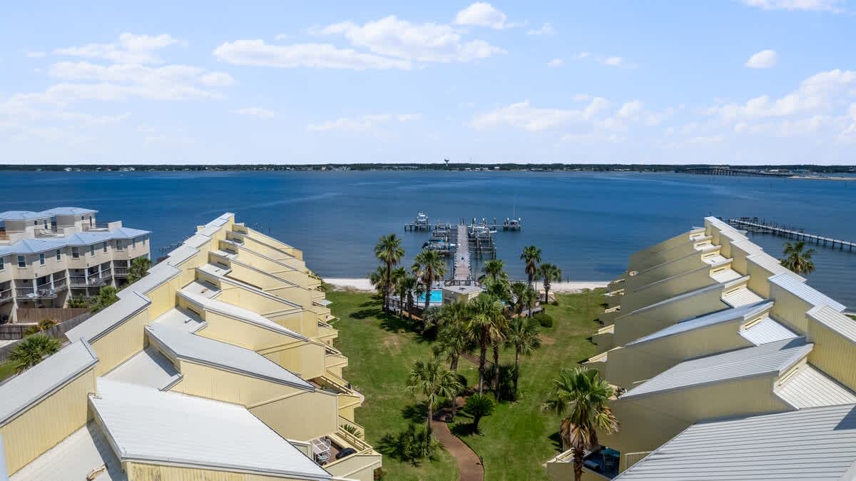 Peaceful Paradise Boat Slip Pool Beach Access 7