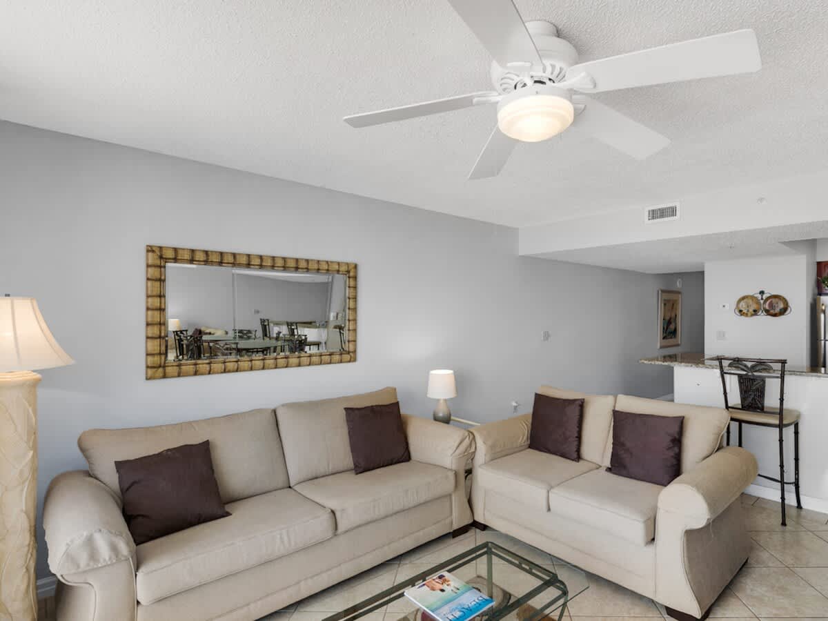 Pelican Beach Resort 405 4