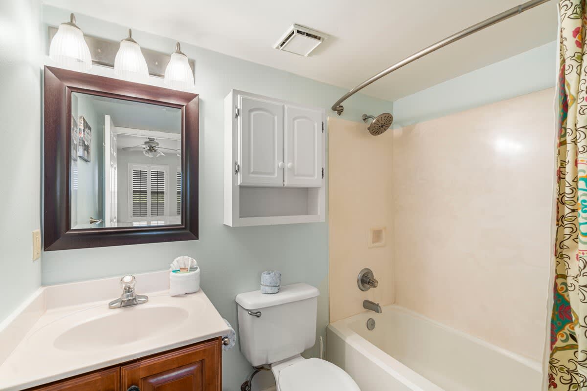 Pelican Beach Resort 510 9