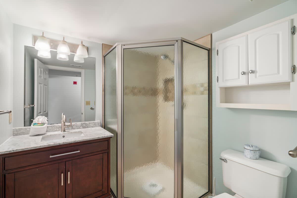 Pelican Beach Resort 510 13