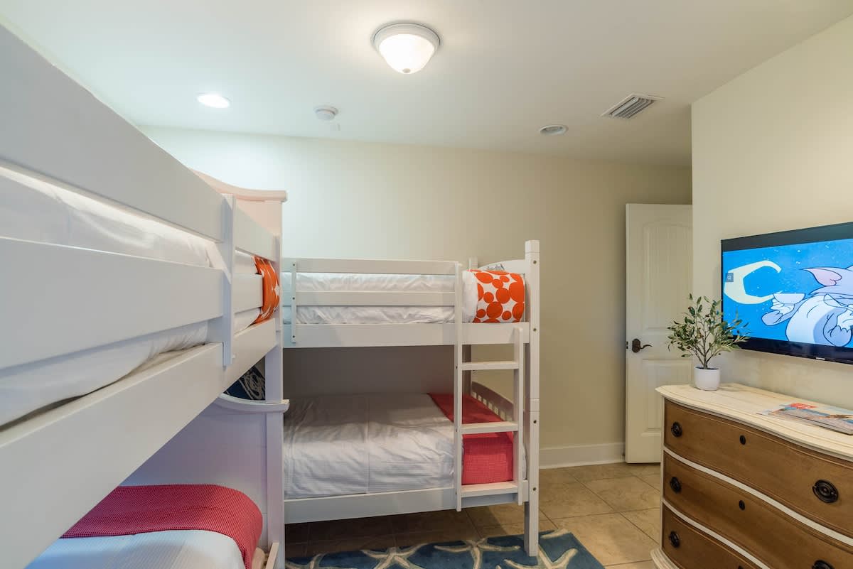 Pelican Paradise Unit A 26