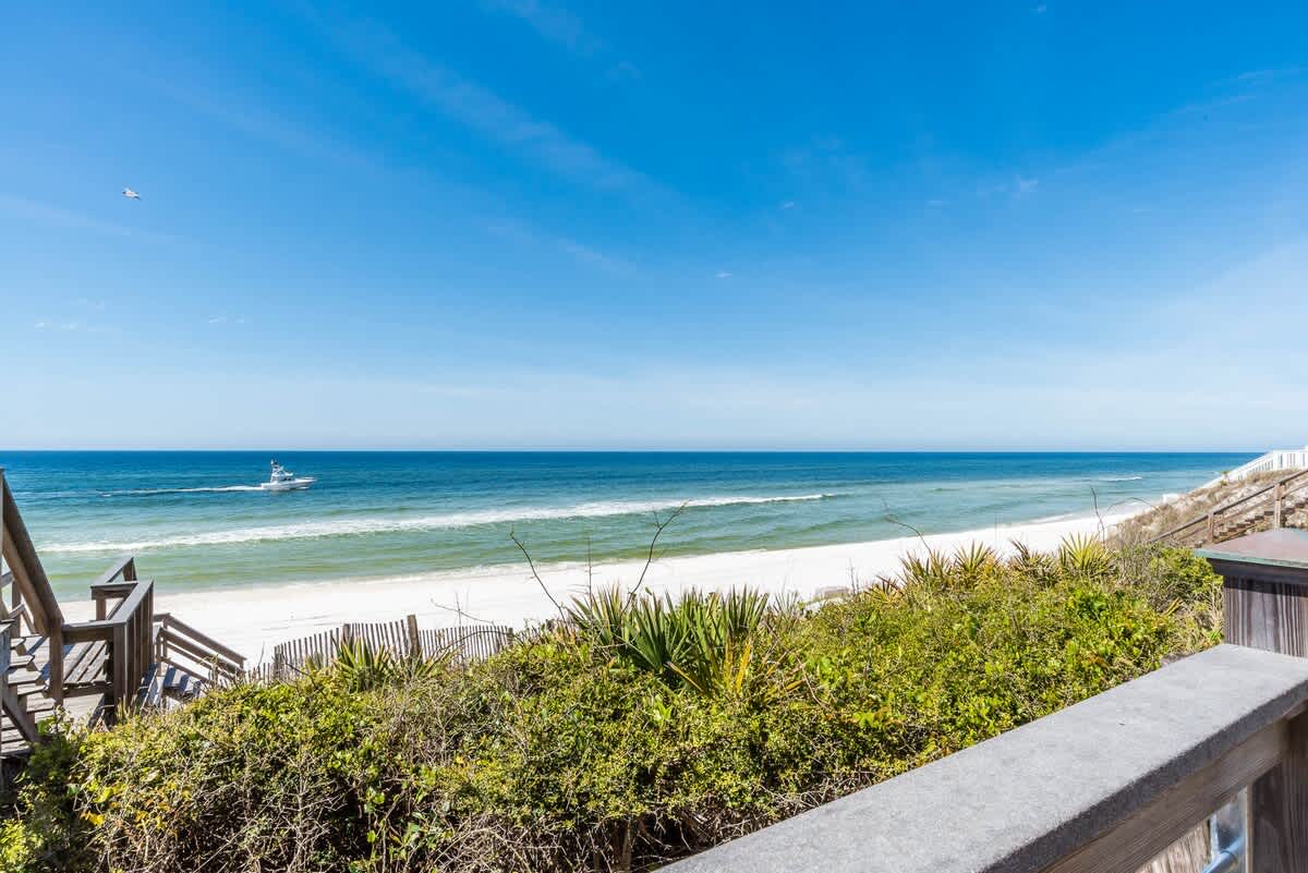 Pelican Paradise Unit A 13