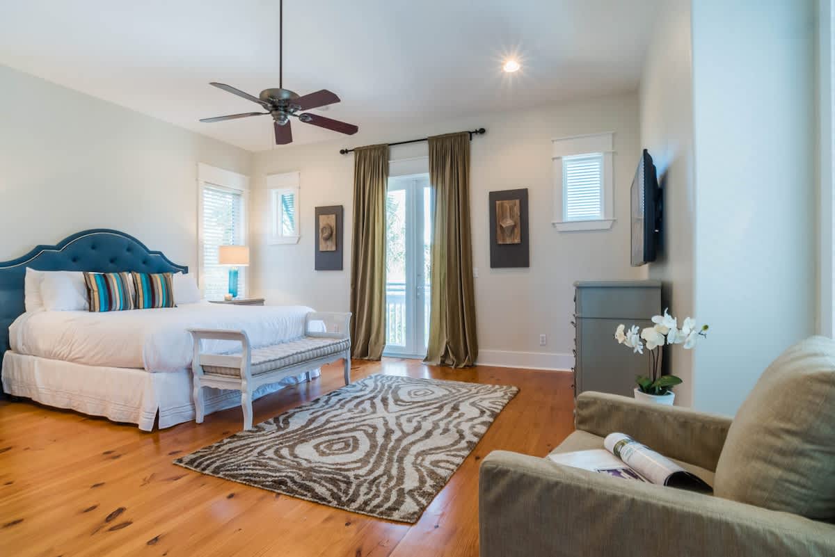 Pelican Paradise Unit A 21