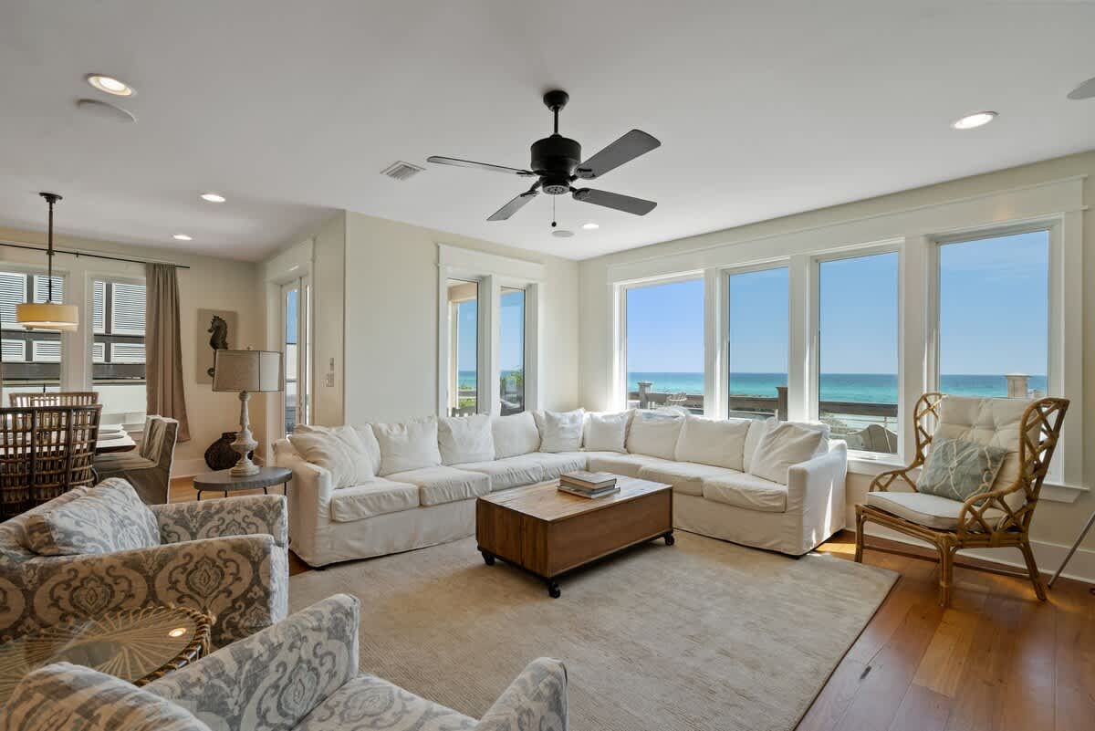 Pelican Paradise Unit B 27