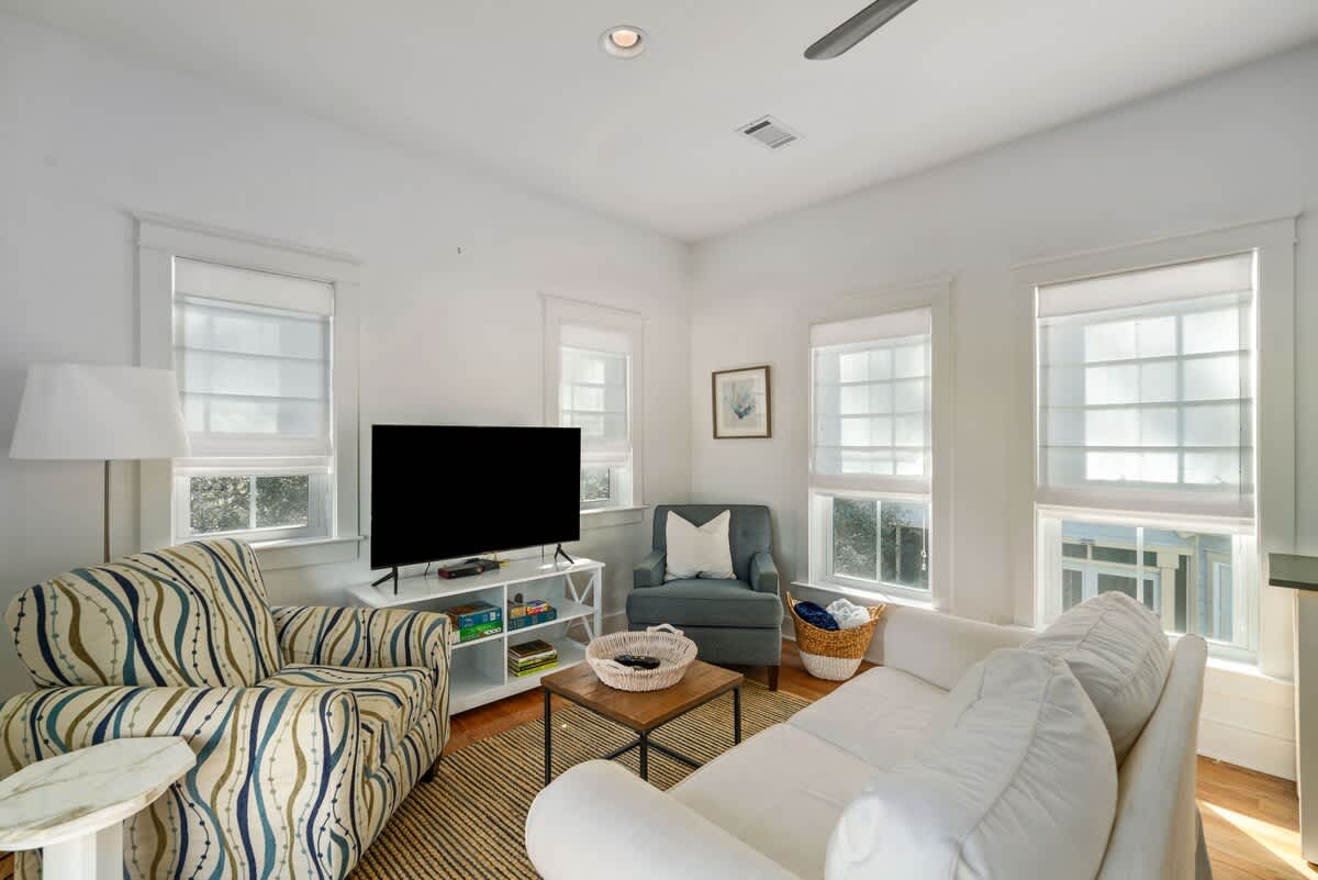 Pure Joy Stunning Three Story Home with Carriage 19