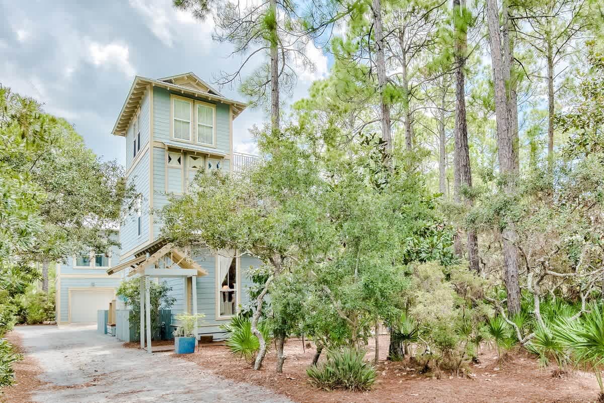 Pure Joy Stunning Three Story Home with Carriage 47