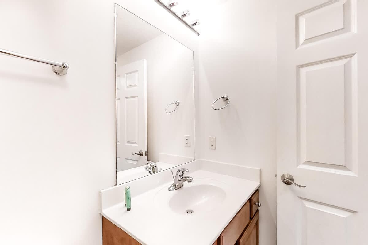 Seychelles Beach Service Inlcuded in Season 21