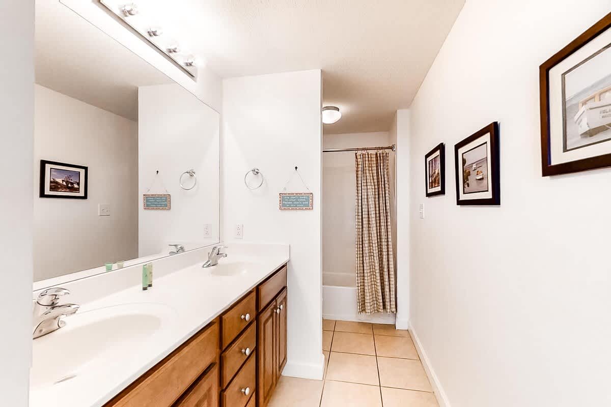 Seychelles Beach Service Inlcuded in Season 17