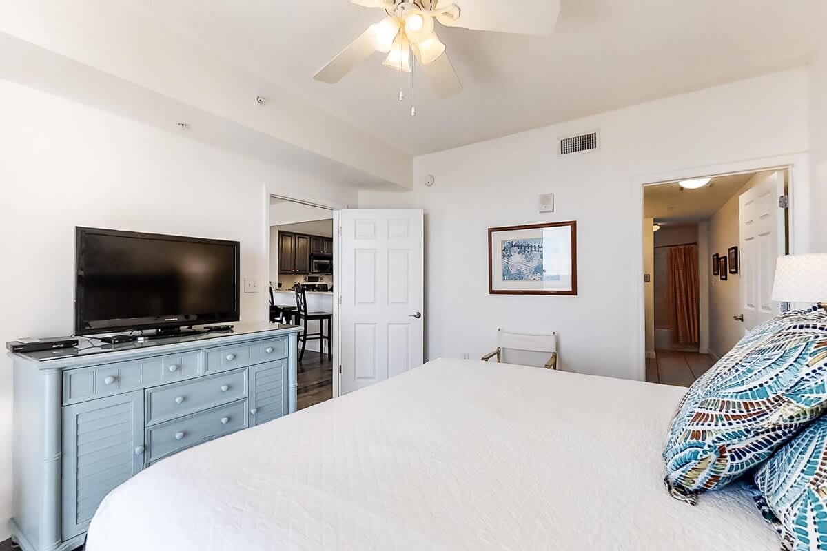 Seychelles Beach Service Inlcuded in Season 15