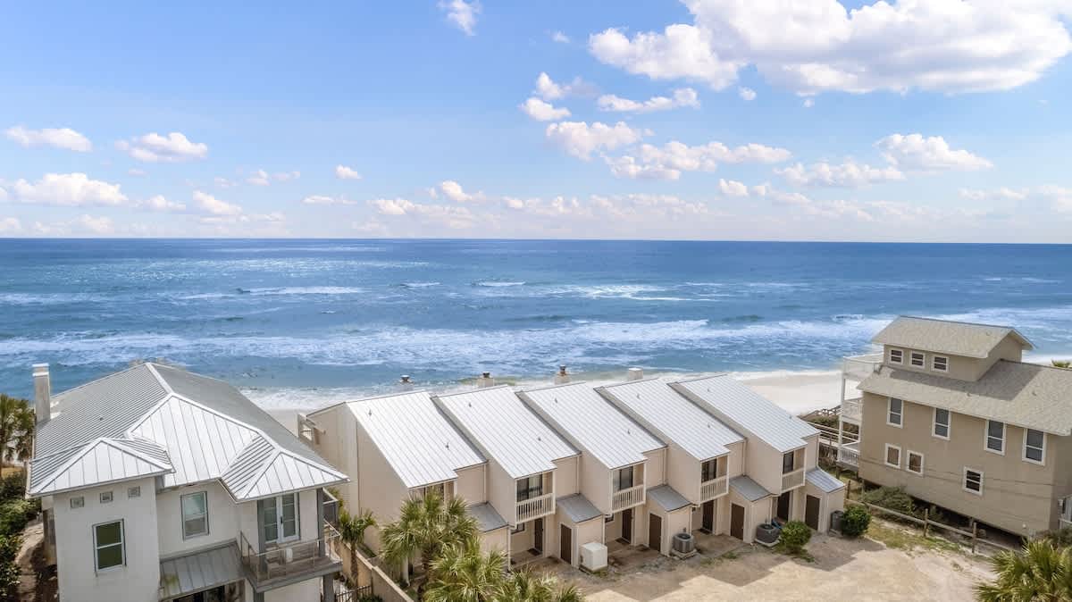 Silver Sands Townhomes Unit 4 | Photo 9