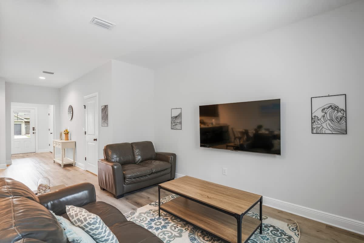 Summer by the Sound | Photo 5