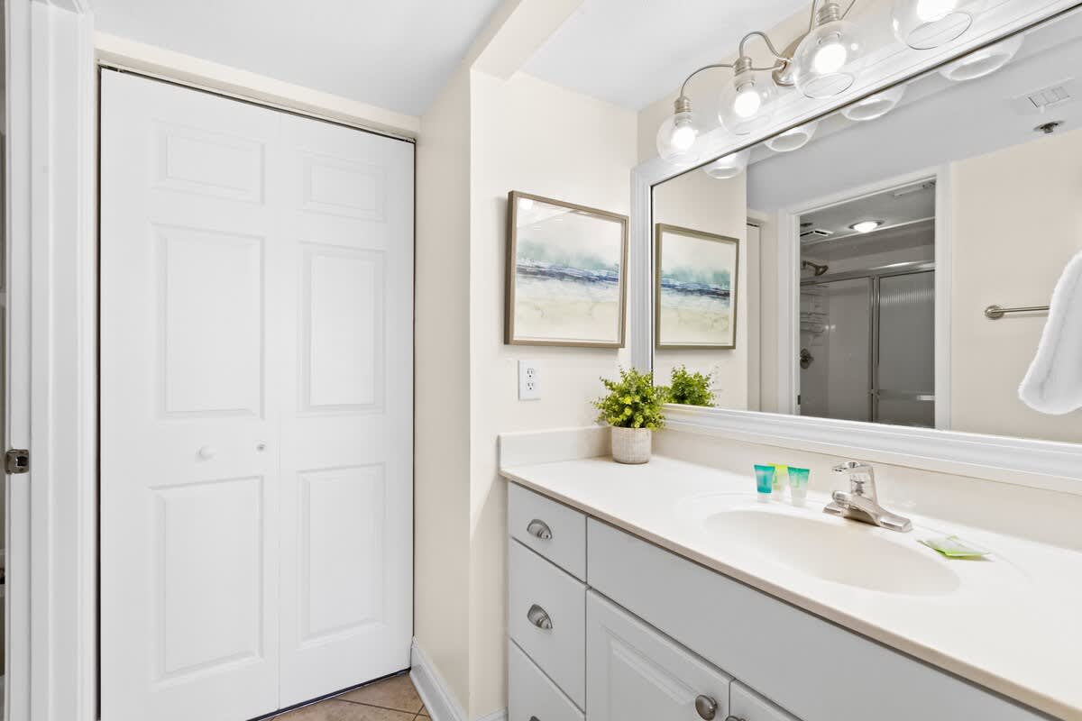 SunDestin Resort Unit 0201 17