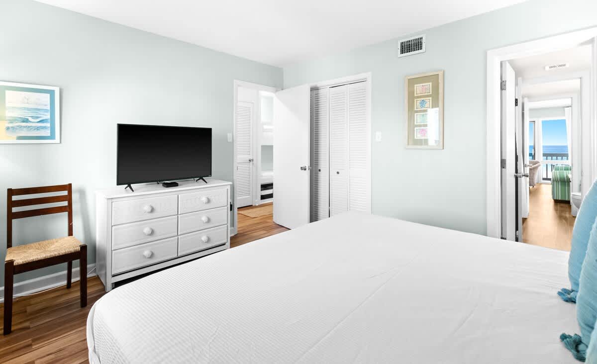 Latitude 29 Unit 20 5