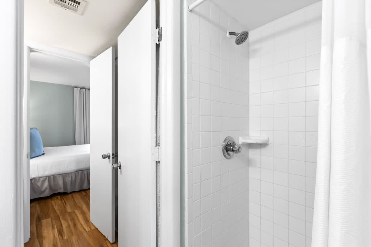 Latitude 29 Unit 20 21