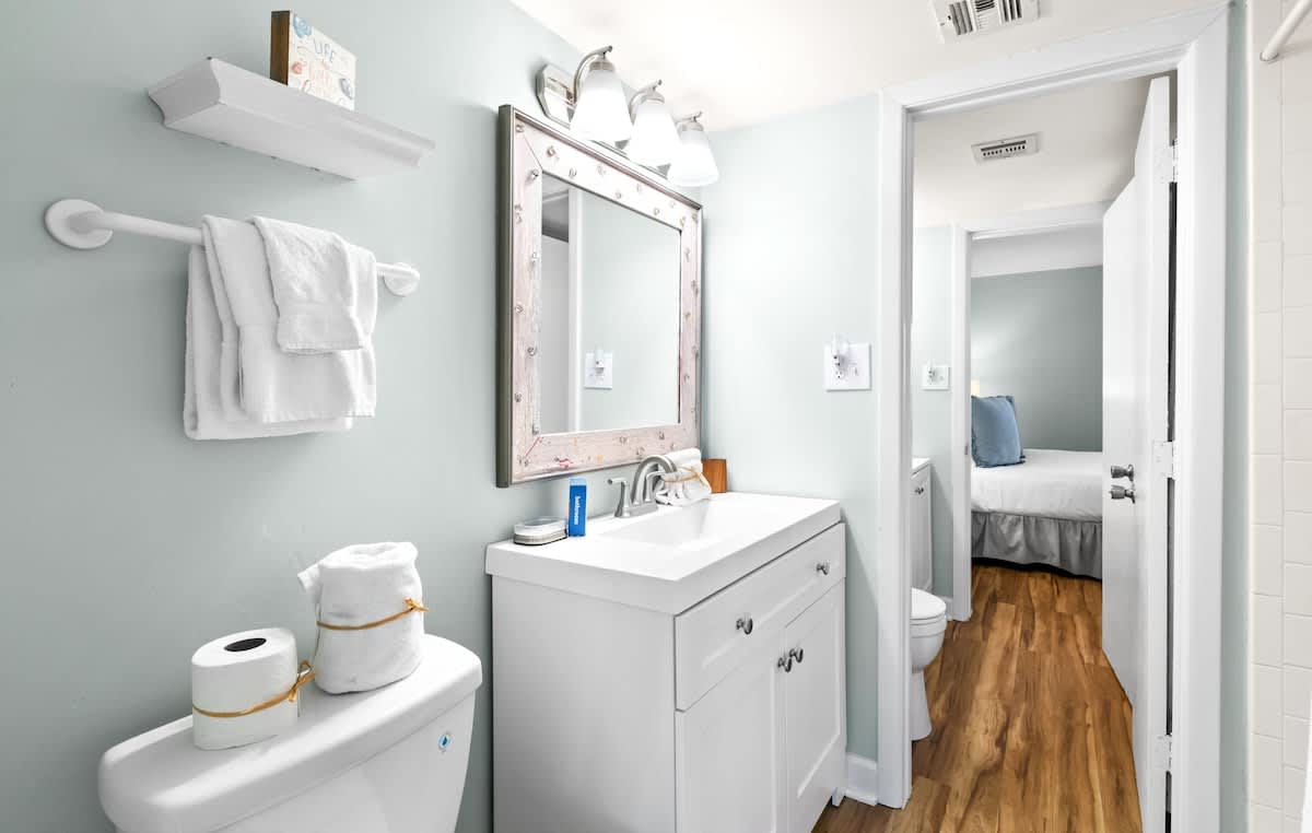 Latitude 29 Unit 20 18