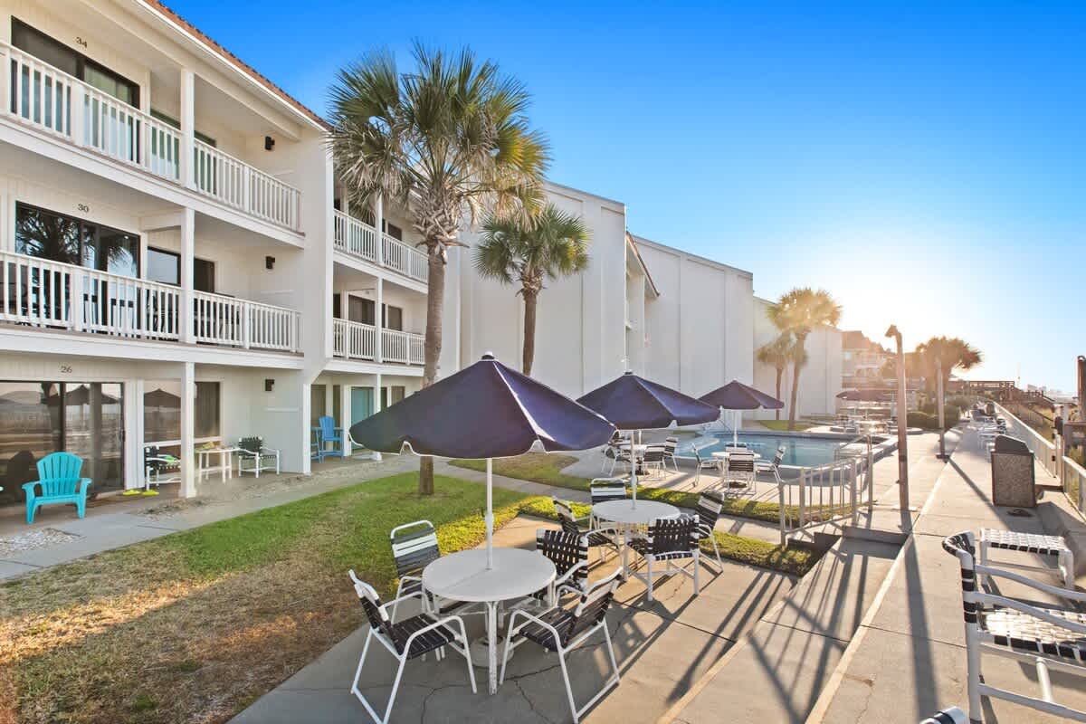 Latitude 29 Unit 21 51