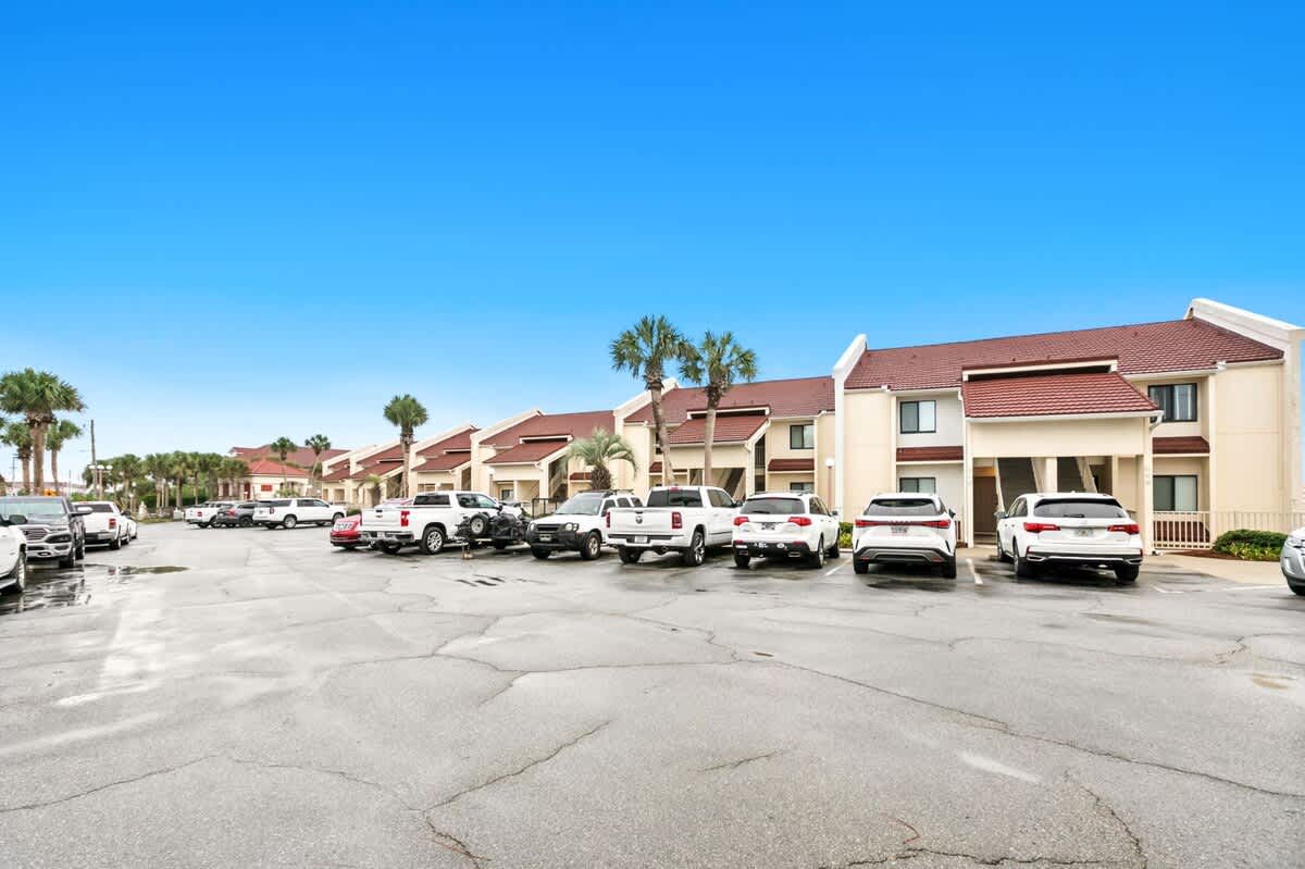 Latitude 29 Unit 21 17