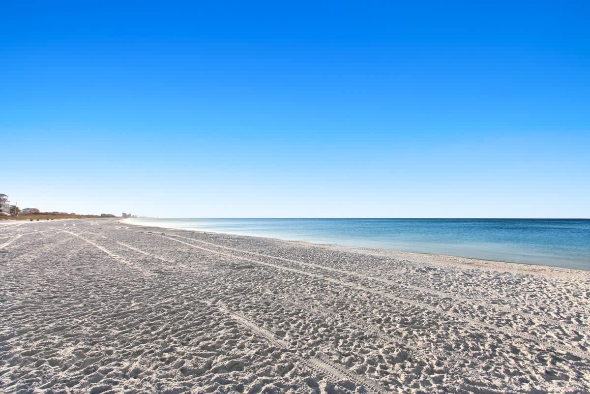 Latitude 29 Unit 21 60