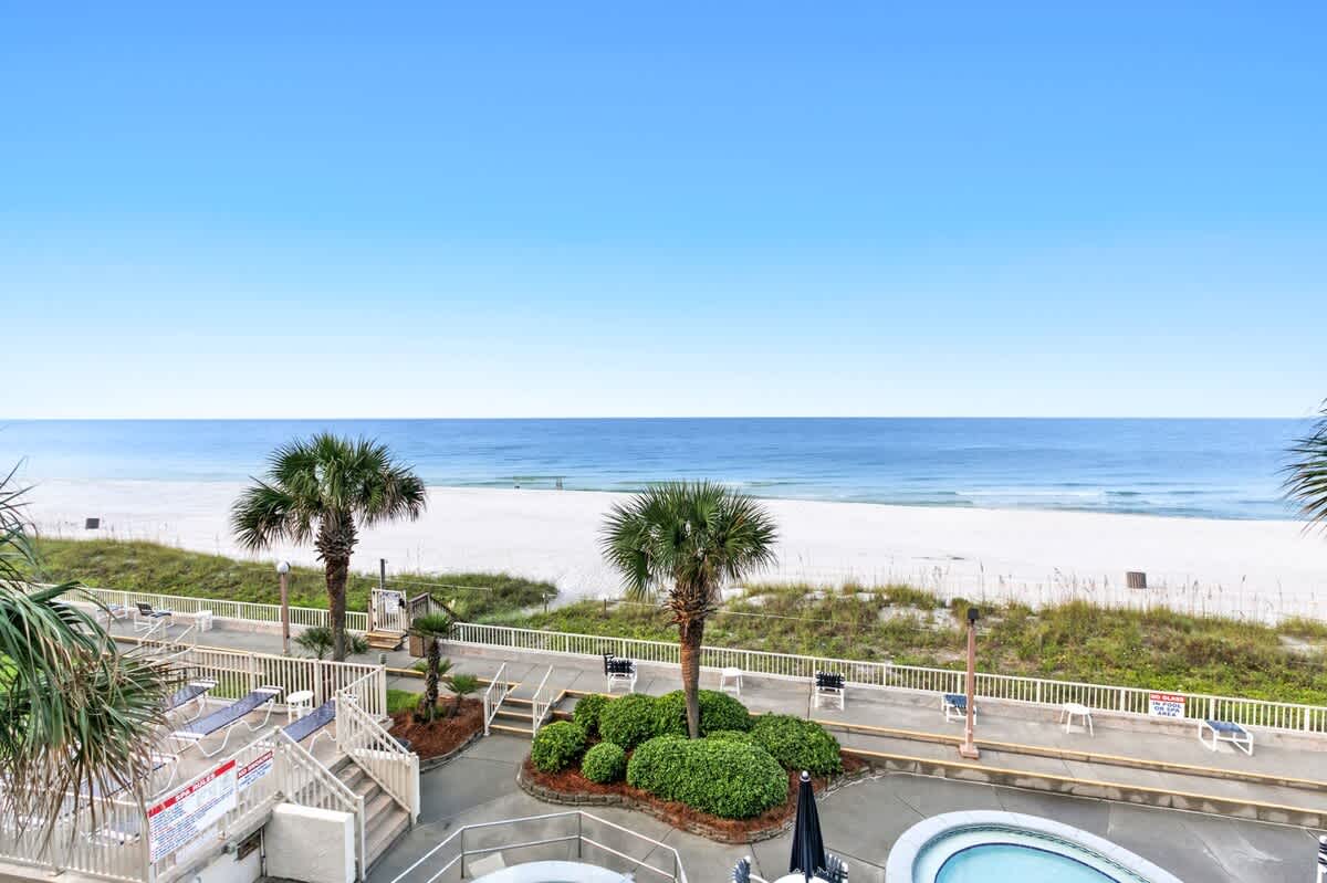 Latitude 29 Unit 21 22