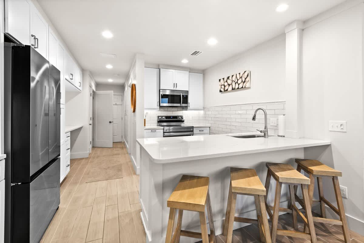 Latitude 29 Unit 21 9