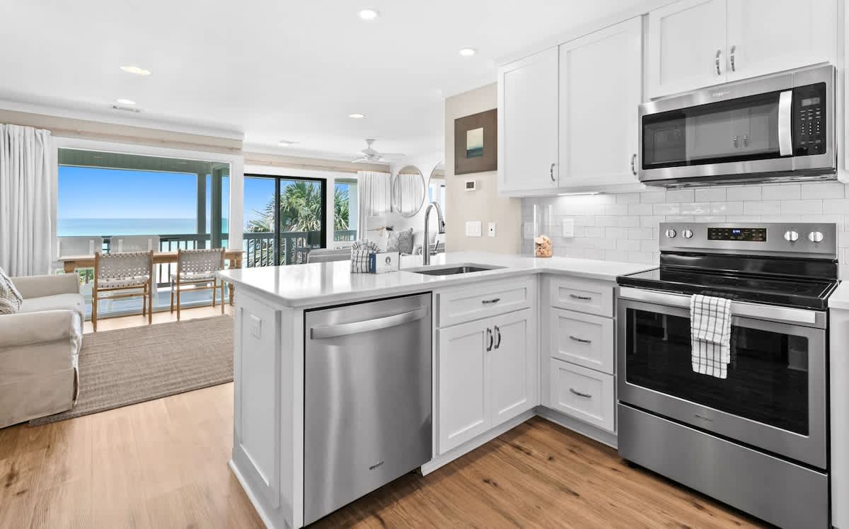 Latitude 29 Unit 22 3