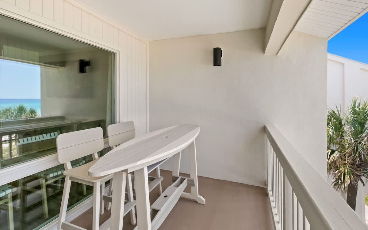 Latitude 29 Unit 22 7