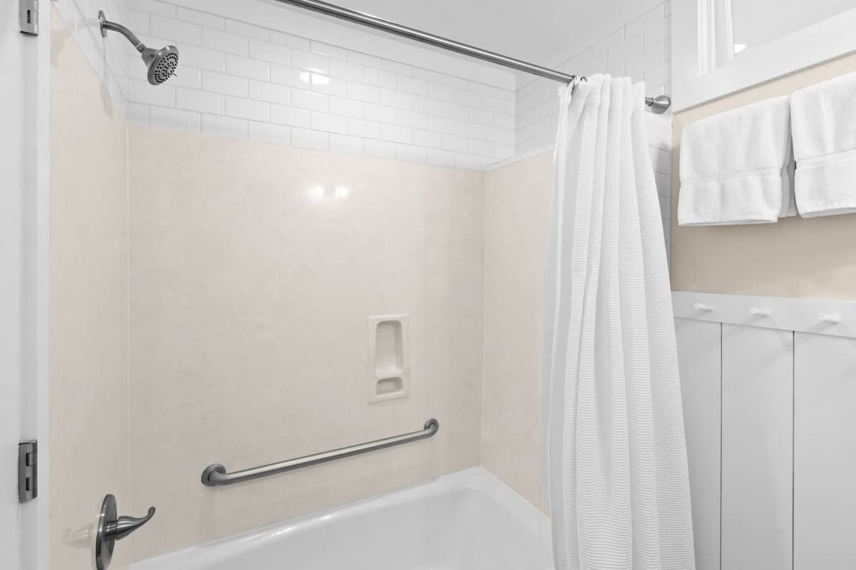 Latitude 29 Unit 22 8