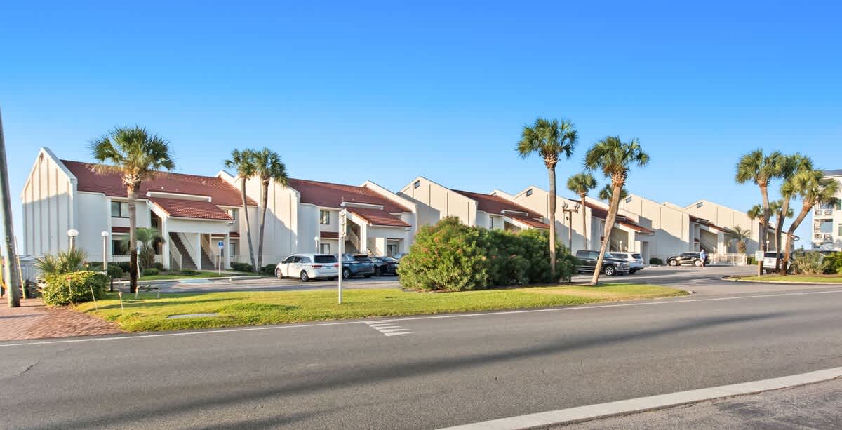 Latitude 29 Unit 22 24