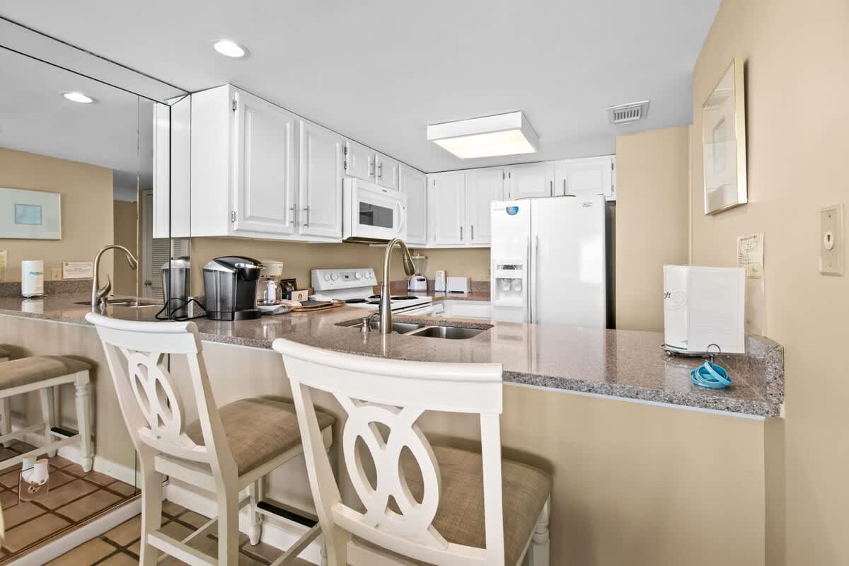 One Seagrove Place 2106 | Photo 11