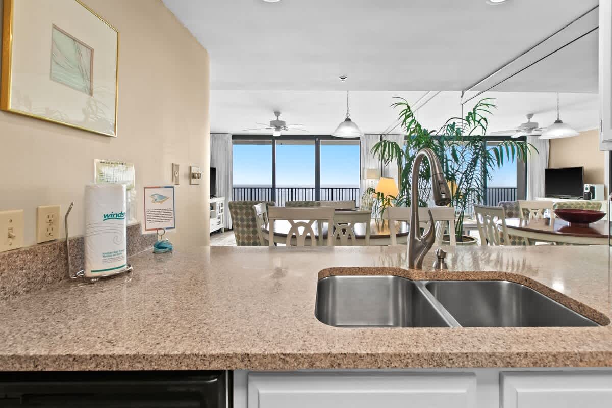 One Seagrove Place 2106 | Photo 10