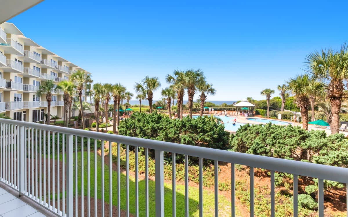 The Crescent 112 | Photo 27