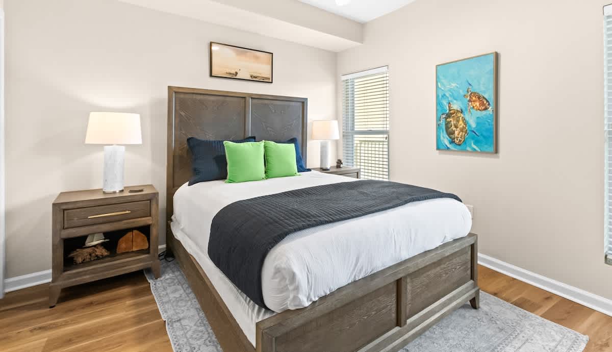 The Crescent 112 | Photo 19