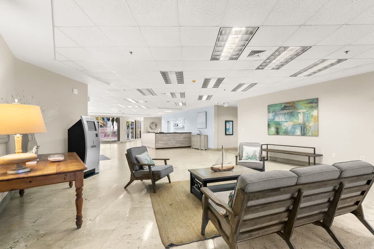 The Crescent 112 | Photo 37