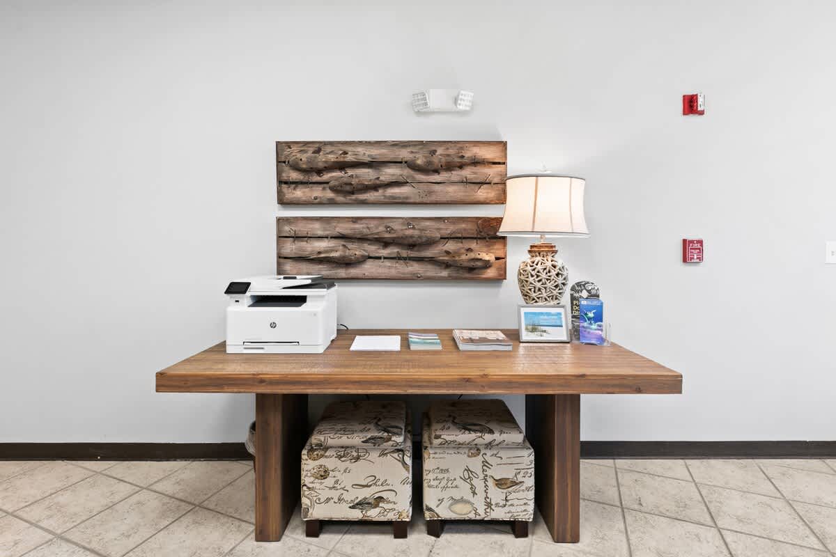 The Crescent 112 | Photo 43