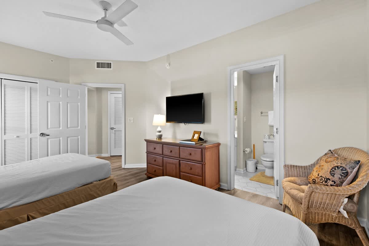 The Crescent 117 | Photo 21