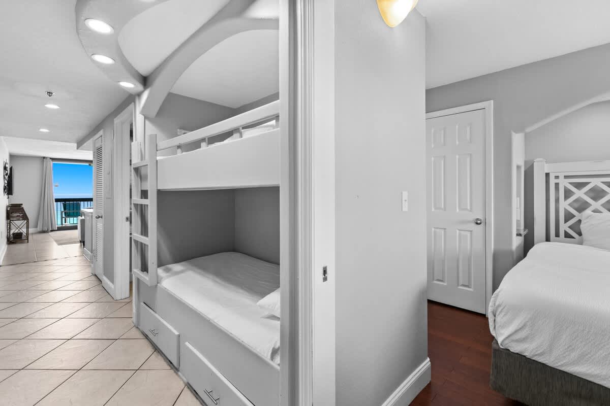 SunDestin Resort Unit 0704 | Photo 7