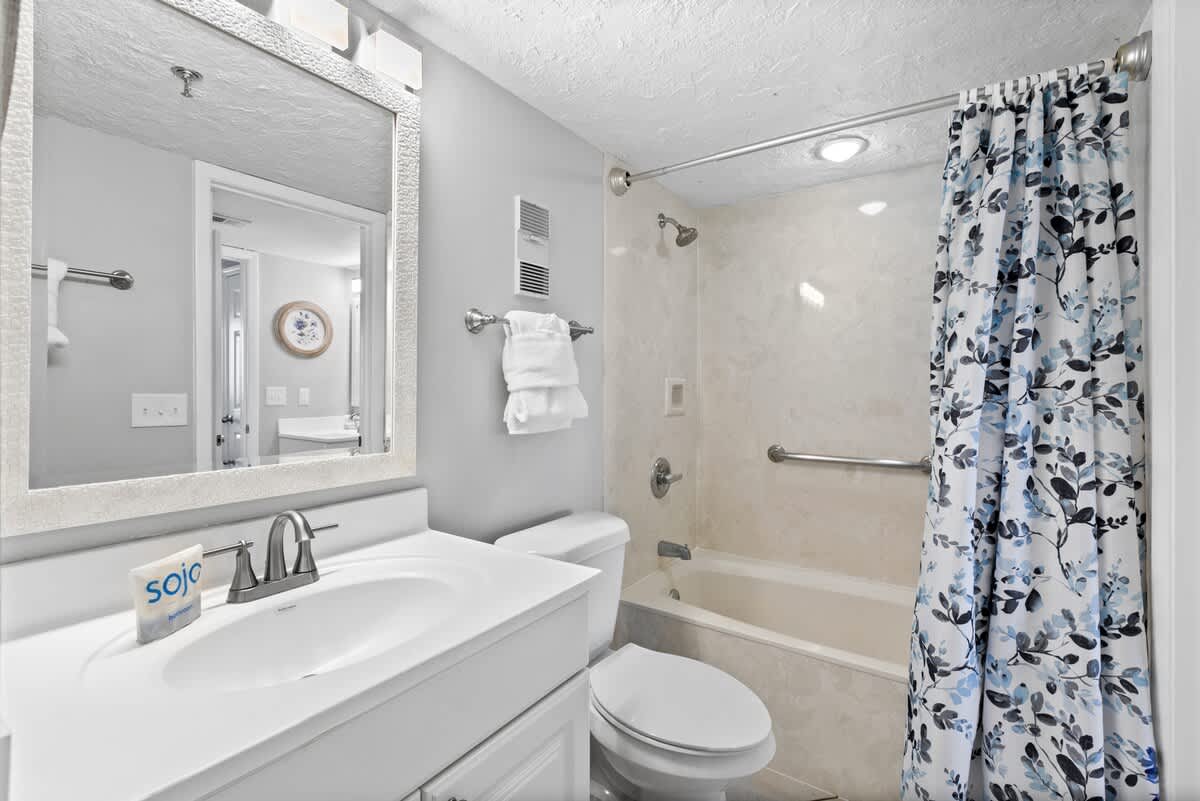 SunDestin Resort Unit 0704 | Photo 13